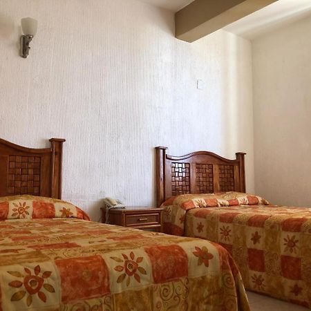 Hotel Sol Del Pacifico Ласаро-Карденас Екстер'єр фото